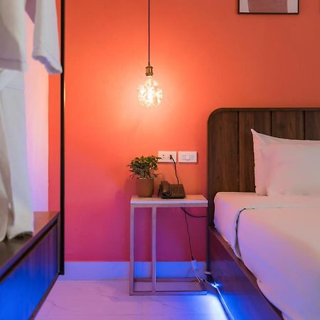 C O R O N A Hanoi House Luaran gambar